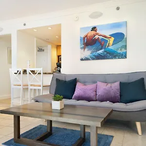 https://royal-garden-at-waikiki-2009.hotelsinhawaii.org